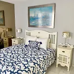 بيت للعطل La Mar Loft With Hot Tub بويرتيتو دو غويمار