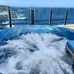 Nyaraló La Mar Loft With Hot Tub *