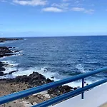 Nyaraló La Mar Loft With Hot Tub