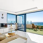 La Mar Loft With Hot Tub Nyaraló