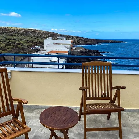 Vakantiehuis La Mar Loft With Hot Tub Puertito de Guimar