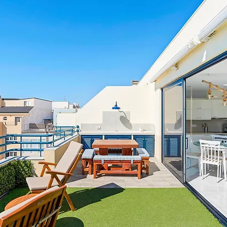 La Mar Loft With Hot Tub Nyaraló *