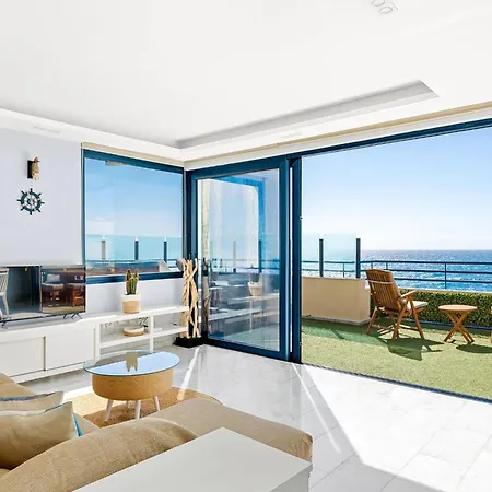 La Mar Loft With Hot Tub Vakantiehuis