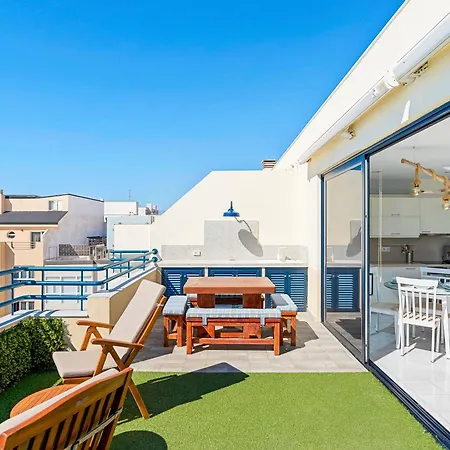 度假居 La Mar Loft With Hot Tub 圭马尔港