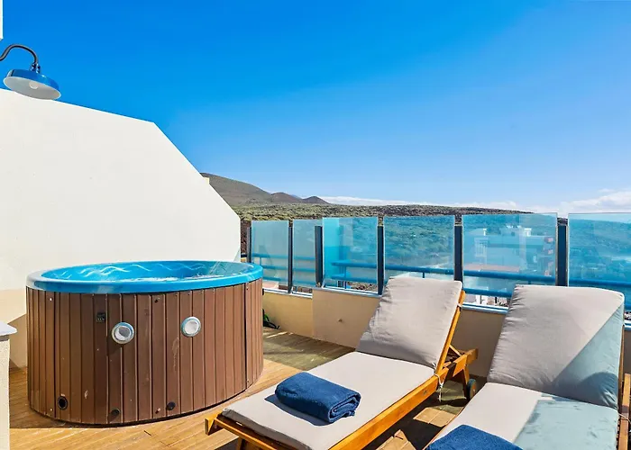 La Mar Loft With Hot Tub 度假居 *