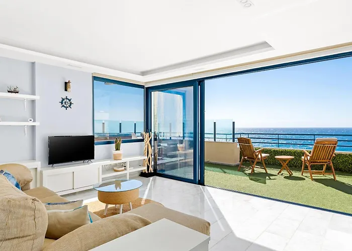 La Mar Loft With Hot Tub