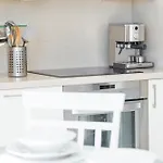 La Mar Loft With Hot Tub * プエルティト・デ・グイマル