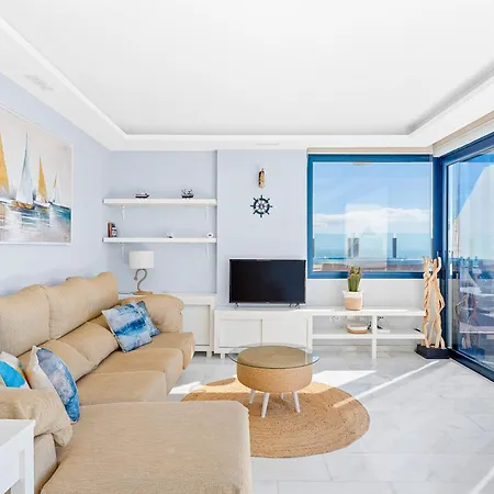 La Mar Loft With Hot Tub Tatil Evi *